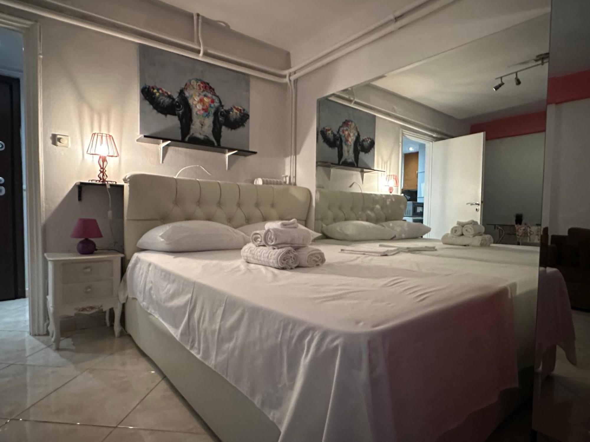 Harrys Apartment Atenas Exterior foto